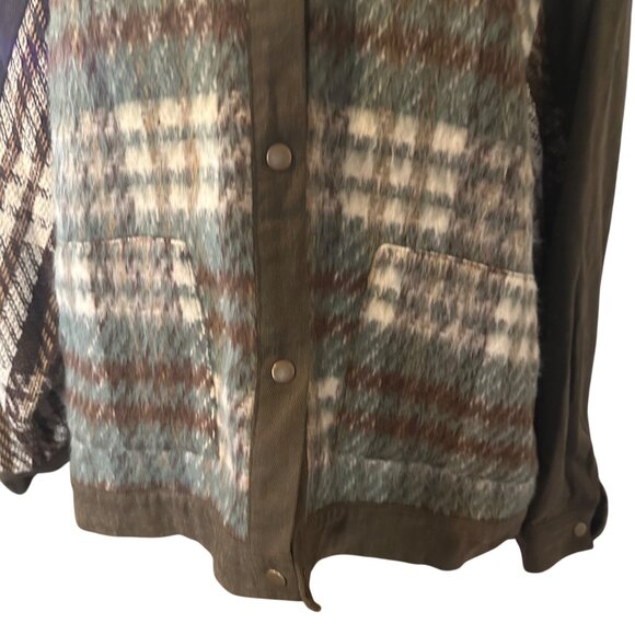 Umgee green tan and brown plaid size 1 XL jacket - Picture 8 of 8